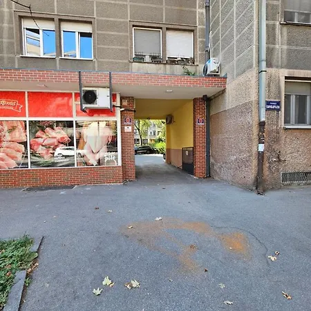 Alone 1 Apartamento Belgrado